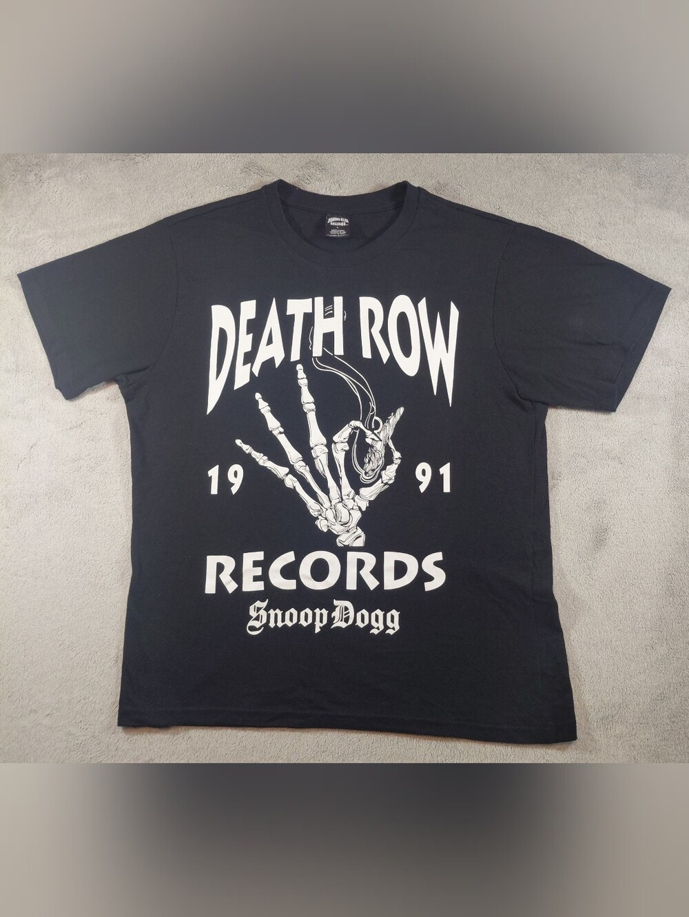 Death Row Records Graphic Tee - Black Snoop Dogg West Coast Rap Hip Hop Shirt